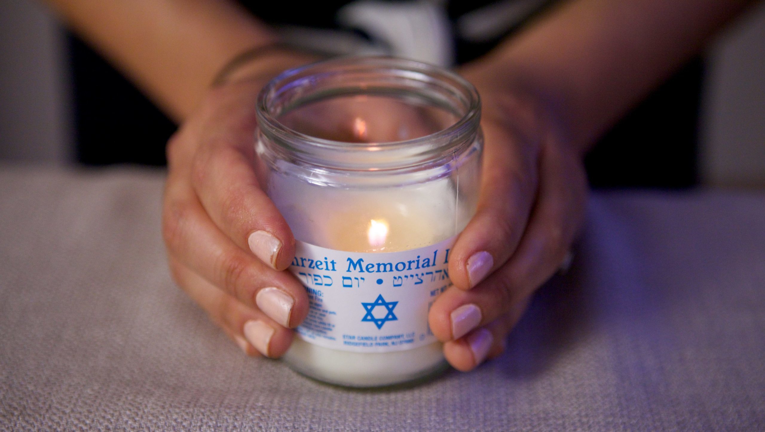 Candle For Memorial (URJ)-min
