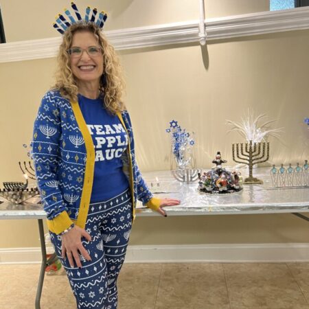 Sisterhood's Festive Hannukah Dinner